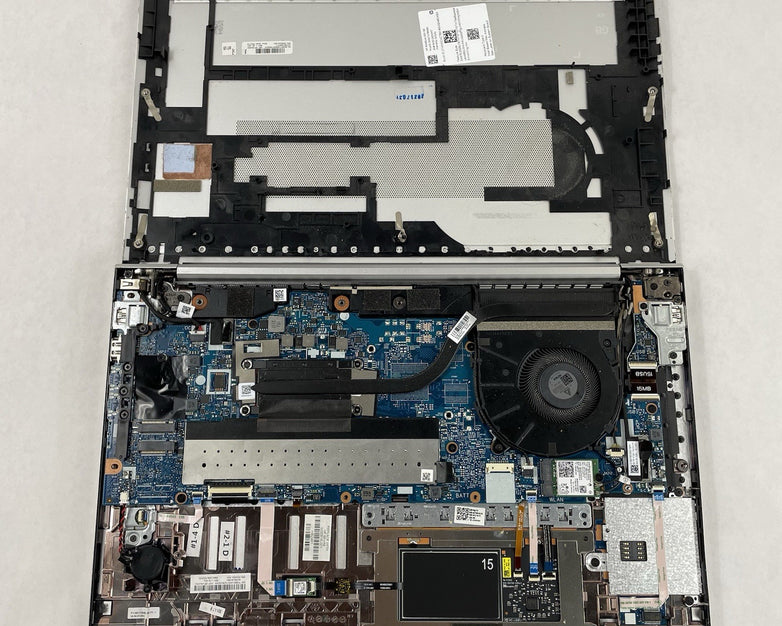 HP EliteBook 850 G8 15.6" i5-1145G7 2.60 GHz 8 GB RAM No SSD/OS/AC/Batt - Rubber