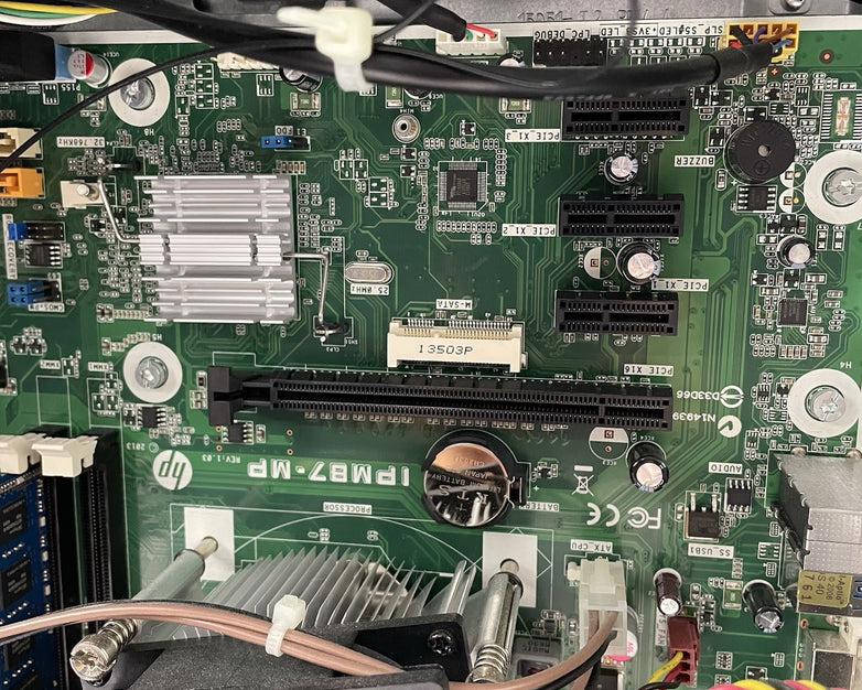 HP Pavilion 500-223 MT Intel Core i3-4130 3.4 GHz 8 GB RAM No HDD No OS