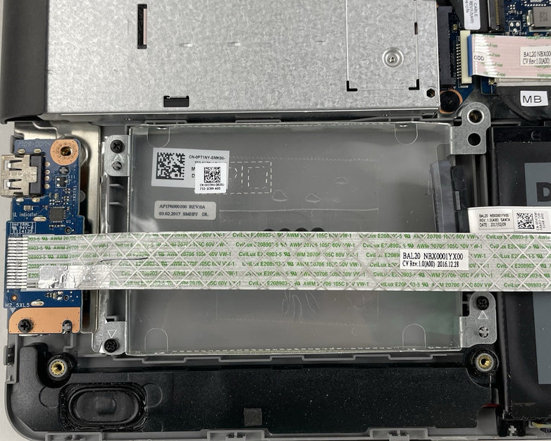 Dell Inspiron 5567 15.6" i5-7200U 2.50 GHz 8 GB RAM No SSD/OS/AC