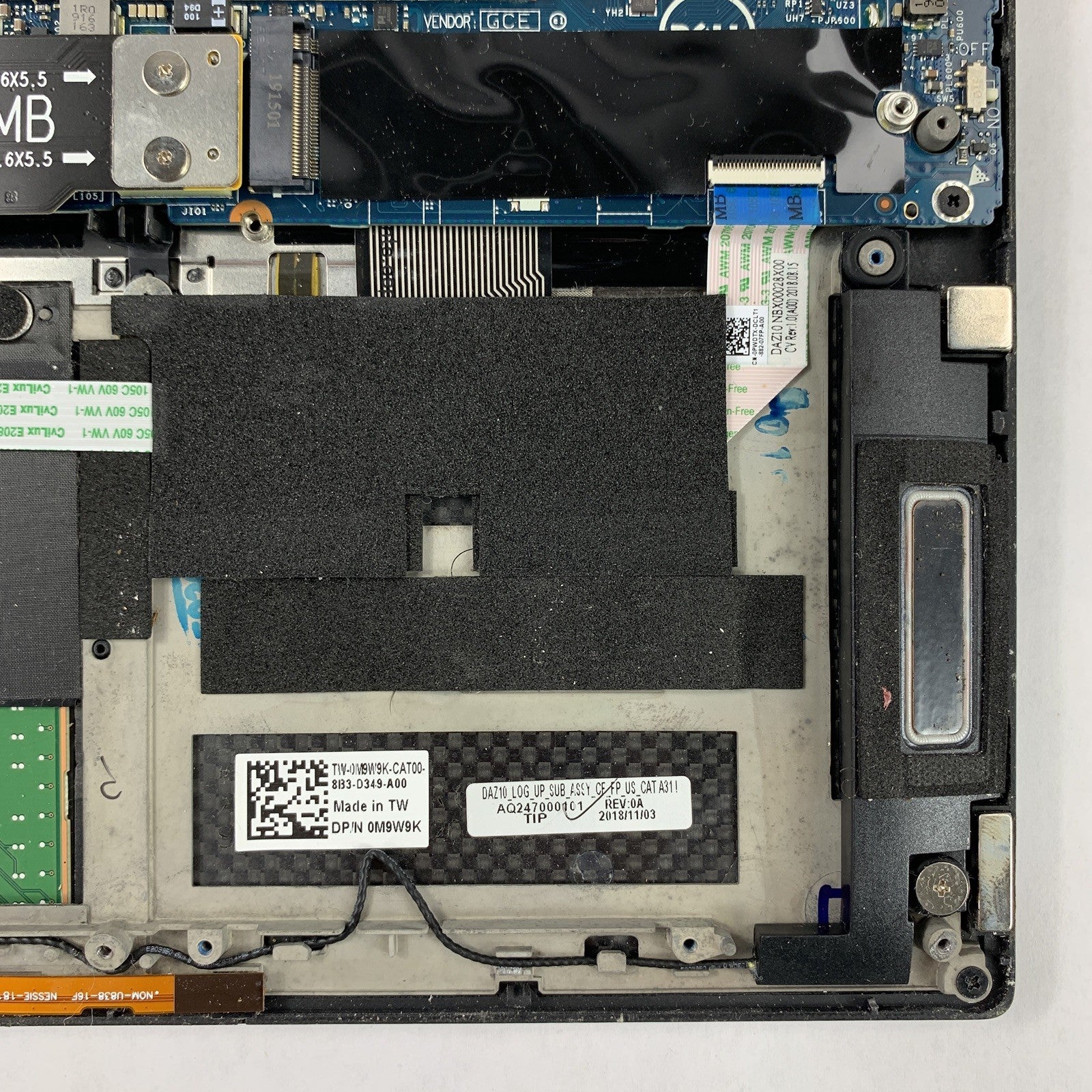 Dell XPS 15 9575 2-in-1 15.6" i5-8305G 2.8 GHz 8 GB Ram No OS No HDD No Batt