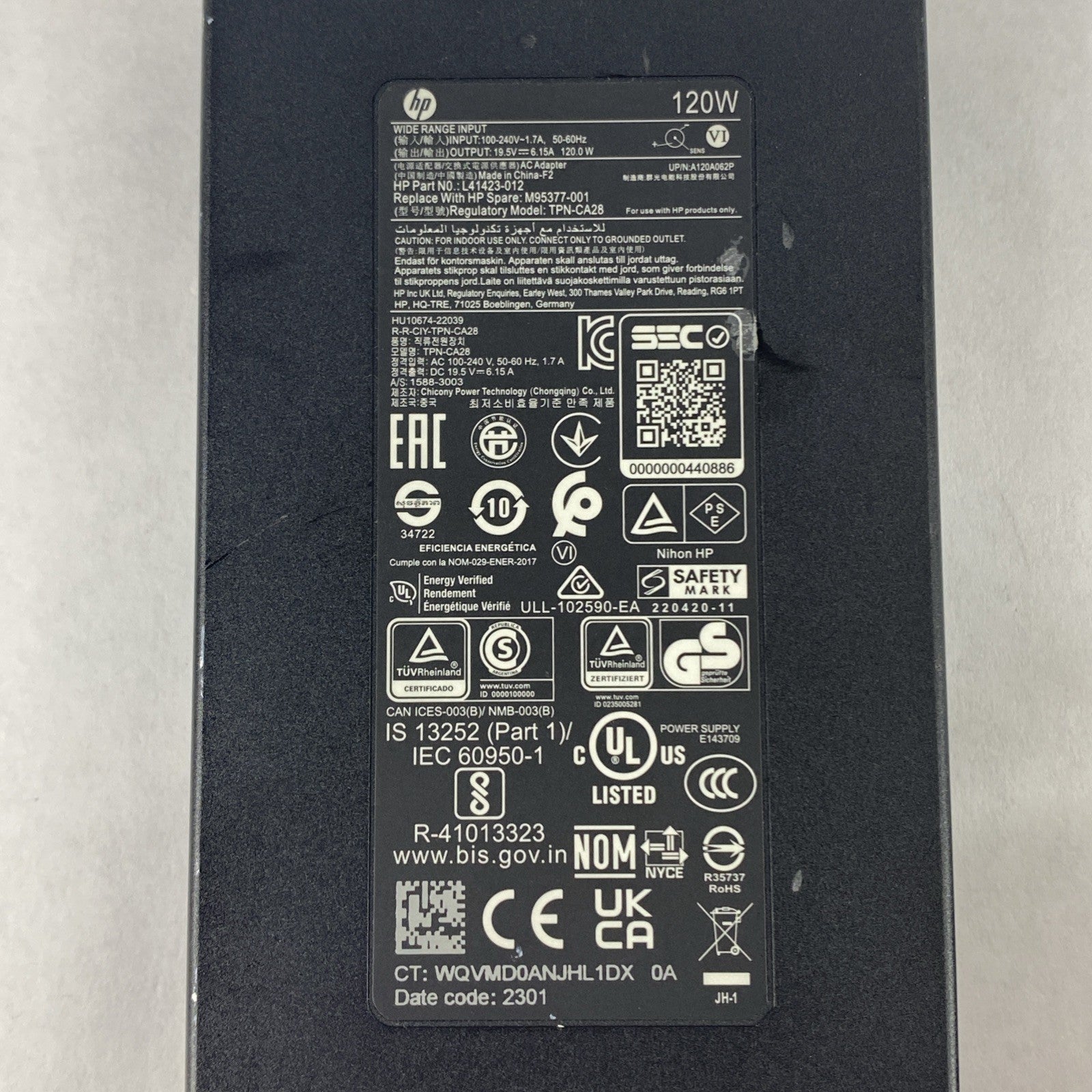 HP TPN-CA28 120W Blue Tip AC Adapter 19.5V Lot of 4 No Power Cord4