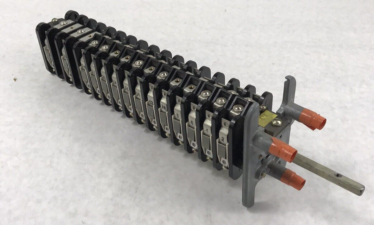 General Electric Rotary Switch SB-1 357A3000 16SB1UD6A14LUM4Y - Parts Or Repair0