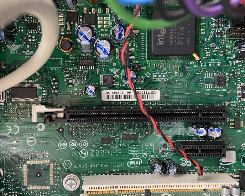 Gateway E-46100 MT Intel Core 2 Duo 6600 2.4GHz 2GB RAM No HDD No OS