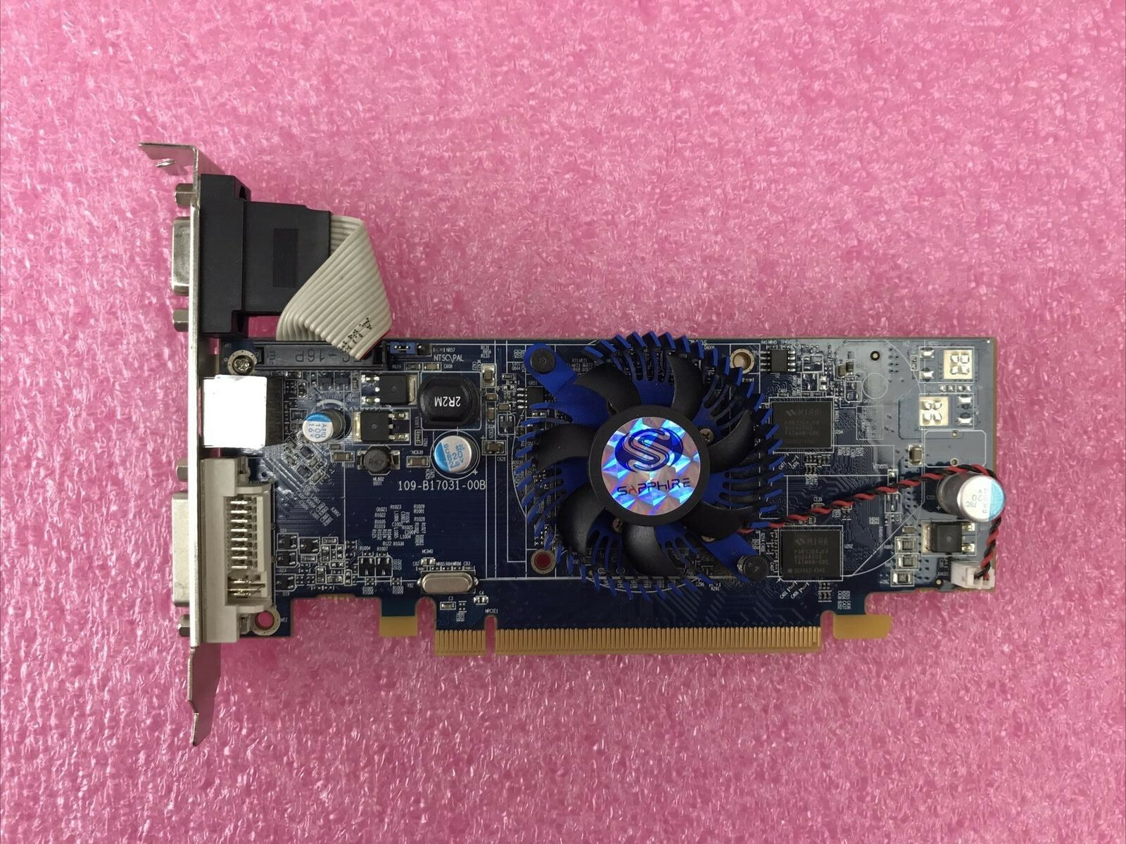 Sapphire ATI Radeon Graphics Card 188-02E40-5SA