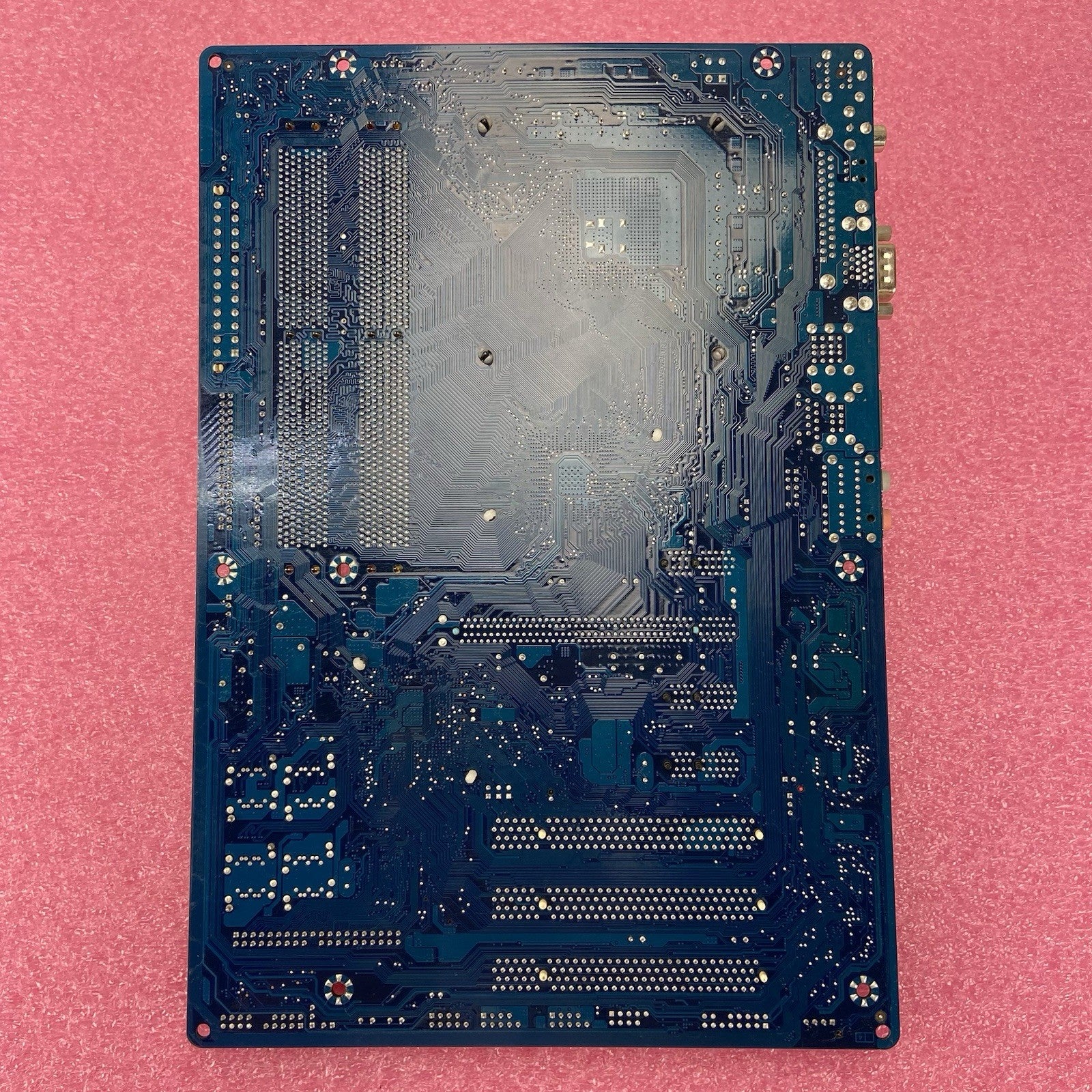 Gigabyte EP35-DS3L Motherboard Intel Core 2 Quad Q6600 2.4GHz 2GB RAM w/Shield7