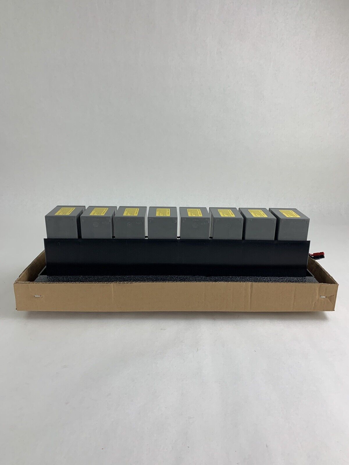 44040720