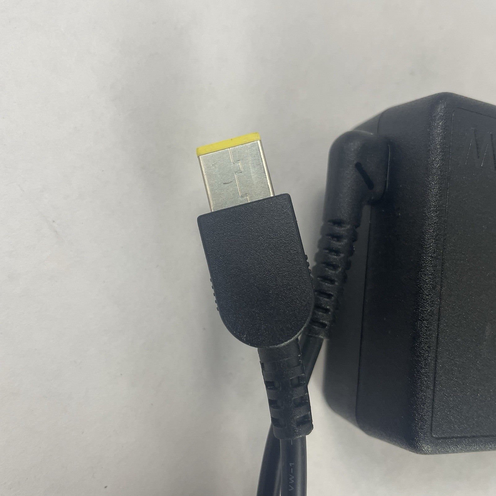 Lenovo Square Tip 135W AC Adapter OEM Charger Mixed Lot of 51