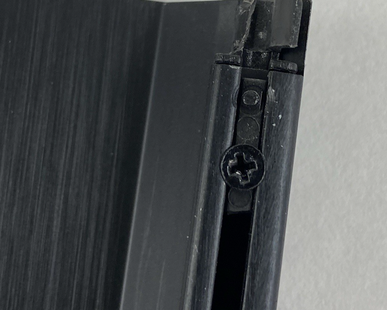 Corsair Obsidian Series 550D Mid-Tower Gaming Computer Case Damaged Front Panel