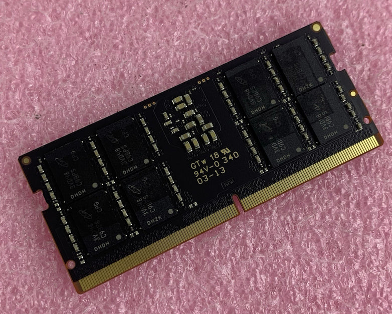Crucial CT32G56C46S5.C16D 32 GB DDR5-5600 SODIMM Laptop Memory RAM