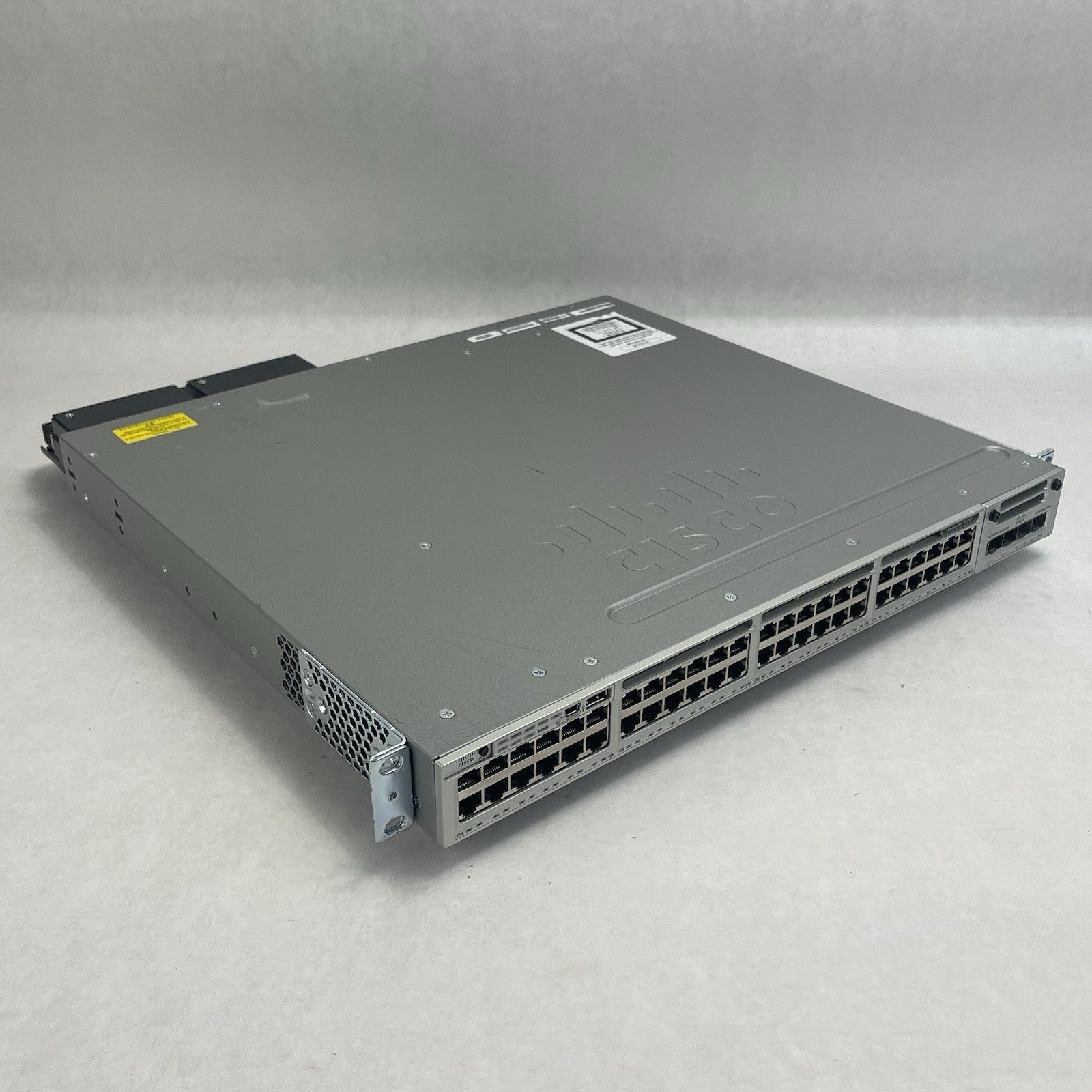Cisco WS-C3850-48P-S 48 V07 Port Switch 1x 1100W PSU 2x 10Gig Tested & Reset0