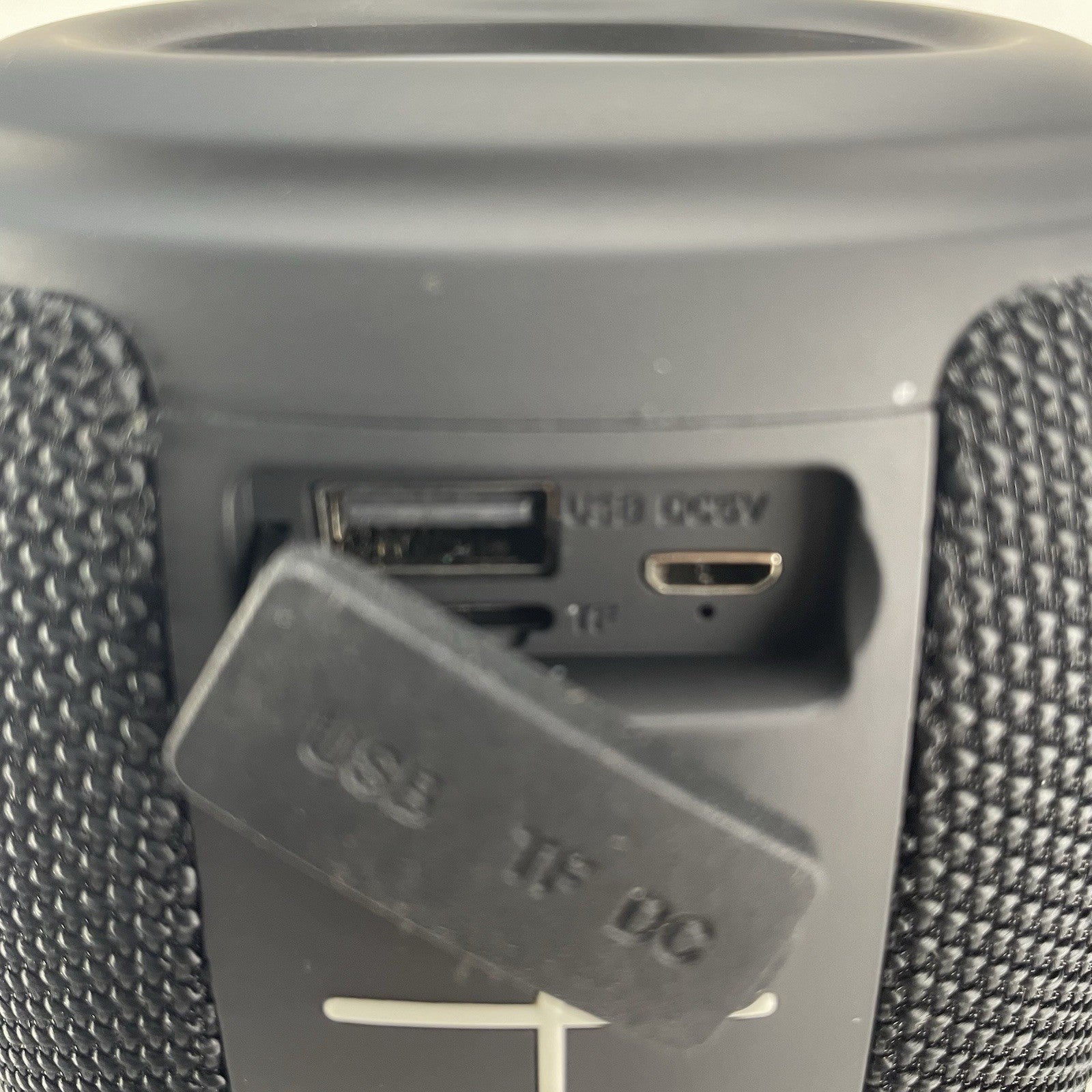 The Voice LEGEND Bluetooth Wireless Speaker with LED Tested