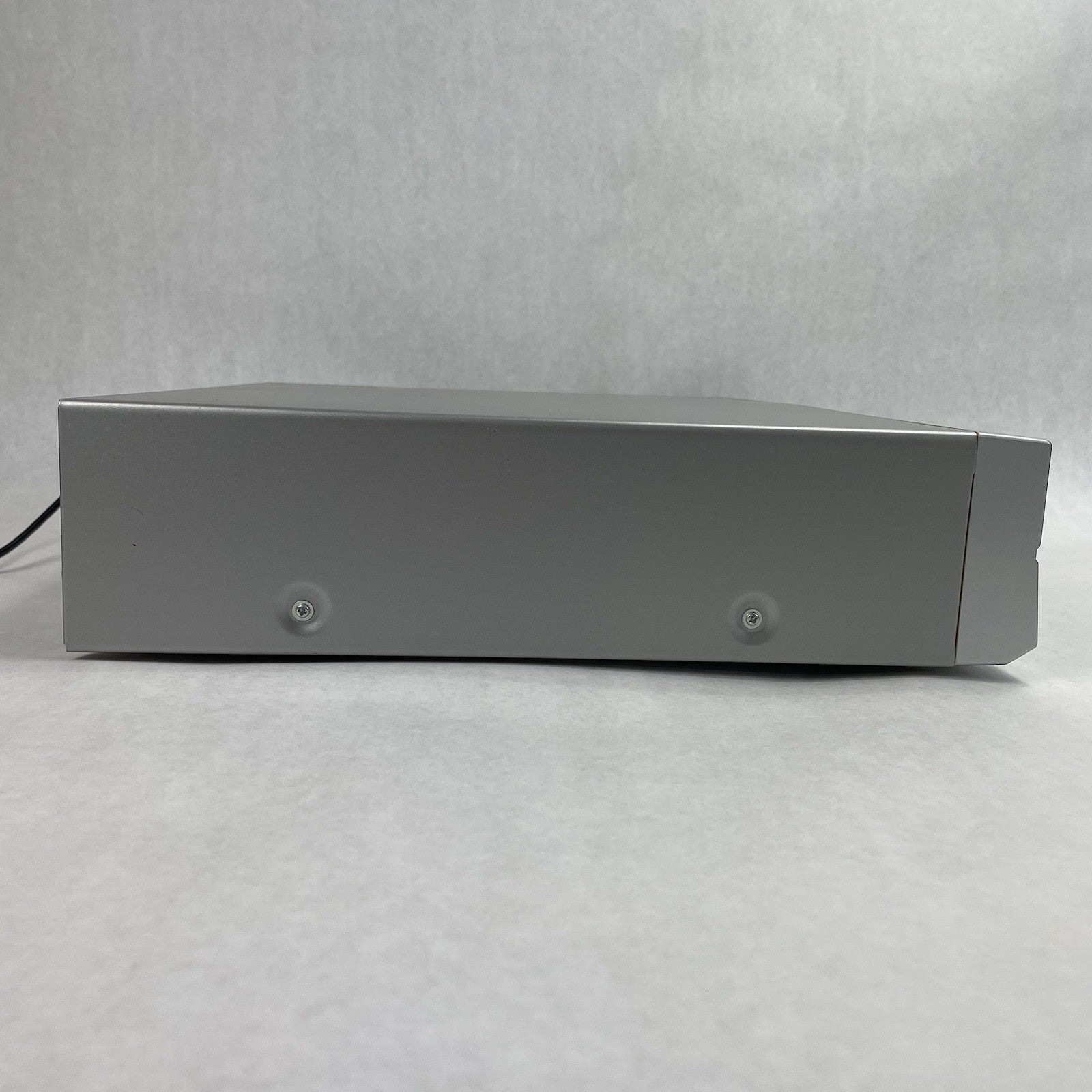 Polaroid DVC-2000 4 Head Hi-Fi Stereo VCR DVD Player For Parts