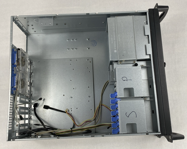 RM42200 4U Advanced Industrial Server Chassis