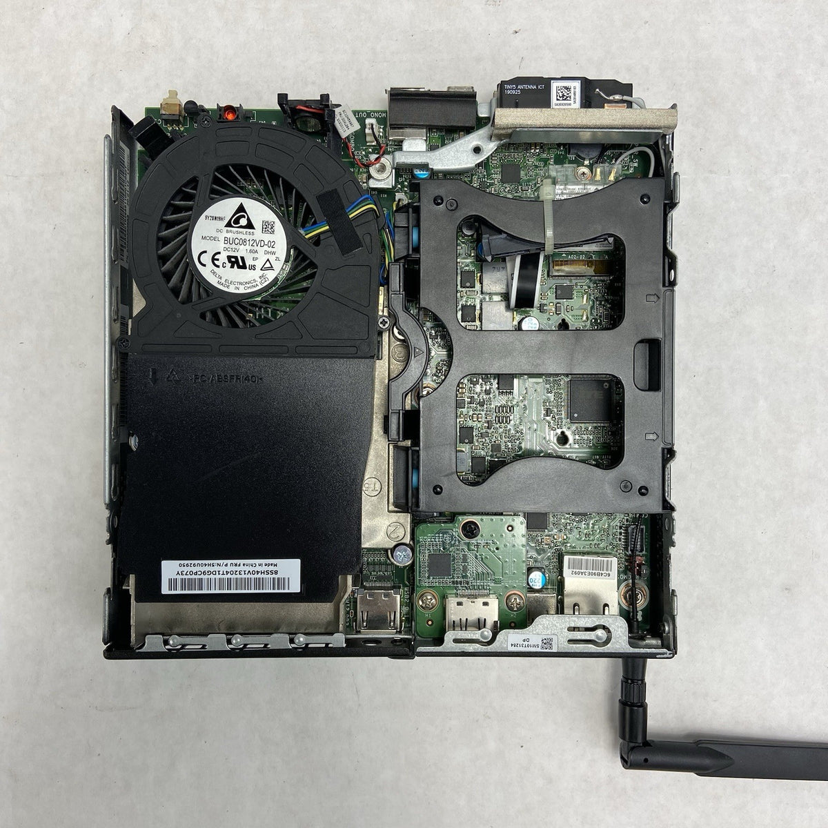Lenovo ThinkCentre M75Q-1 MFF AMD Ryzen 5 Pro 3400GE 3.3GHz 8GB RAM No AC/HDD/OS9