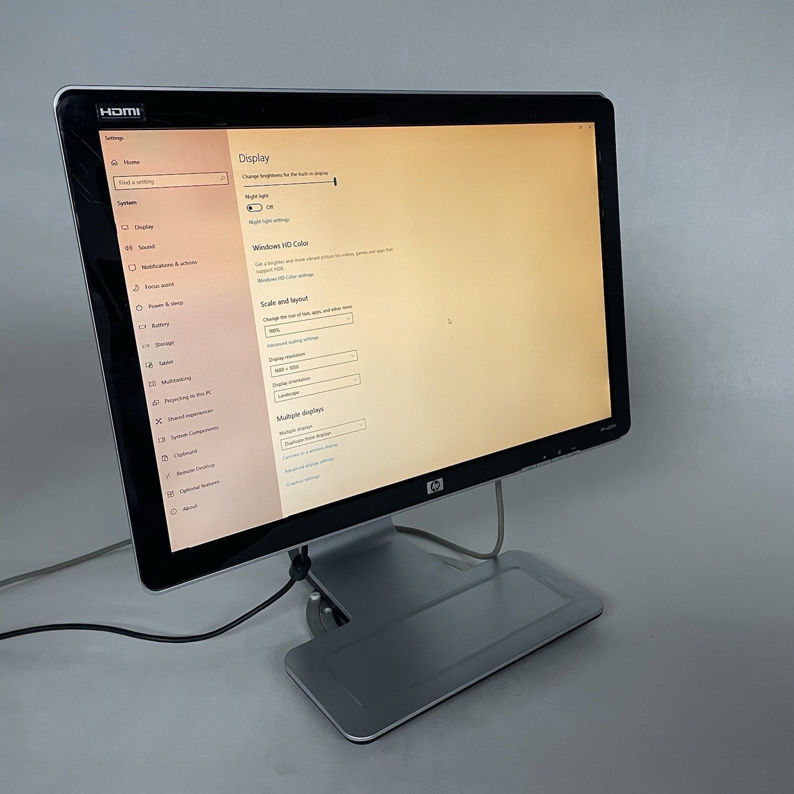 HP W2207H 22" LCD Monitor 1680x1050 Tested With Stand Monitor Grade B