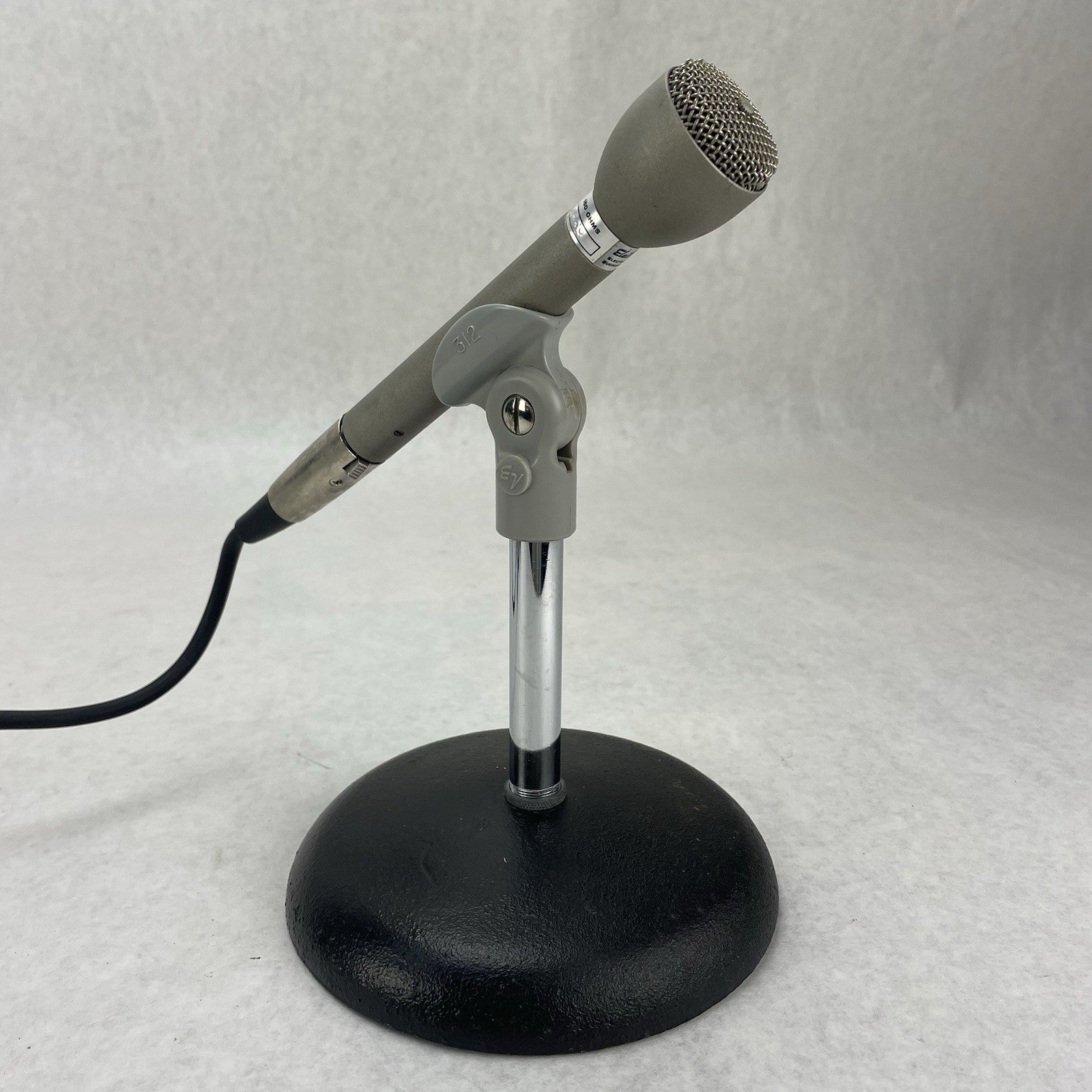 Electro Voice 635A Dynamic Omni-Directional Microphone Tested With Stand And Cor3