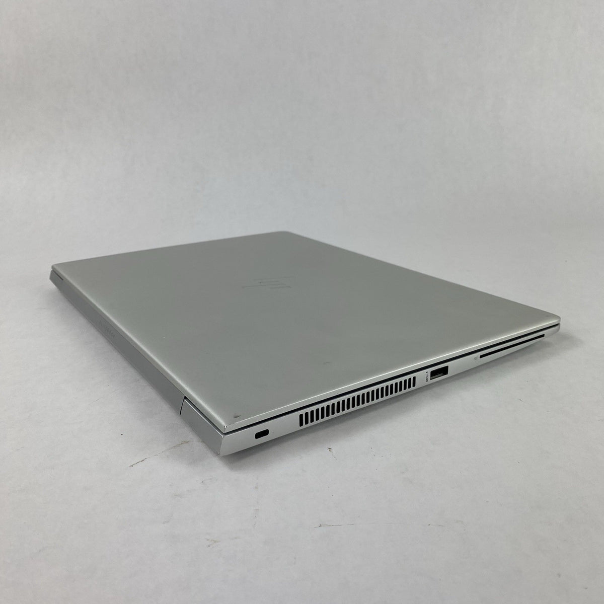 HP mt45 14" Ryzen 3 Pro 3300U 2.10 GHz 4GB RAM No SSD/OS/AC12