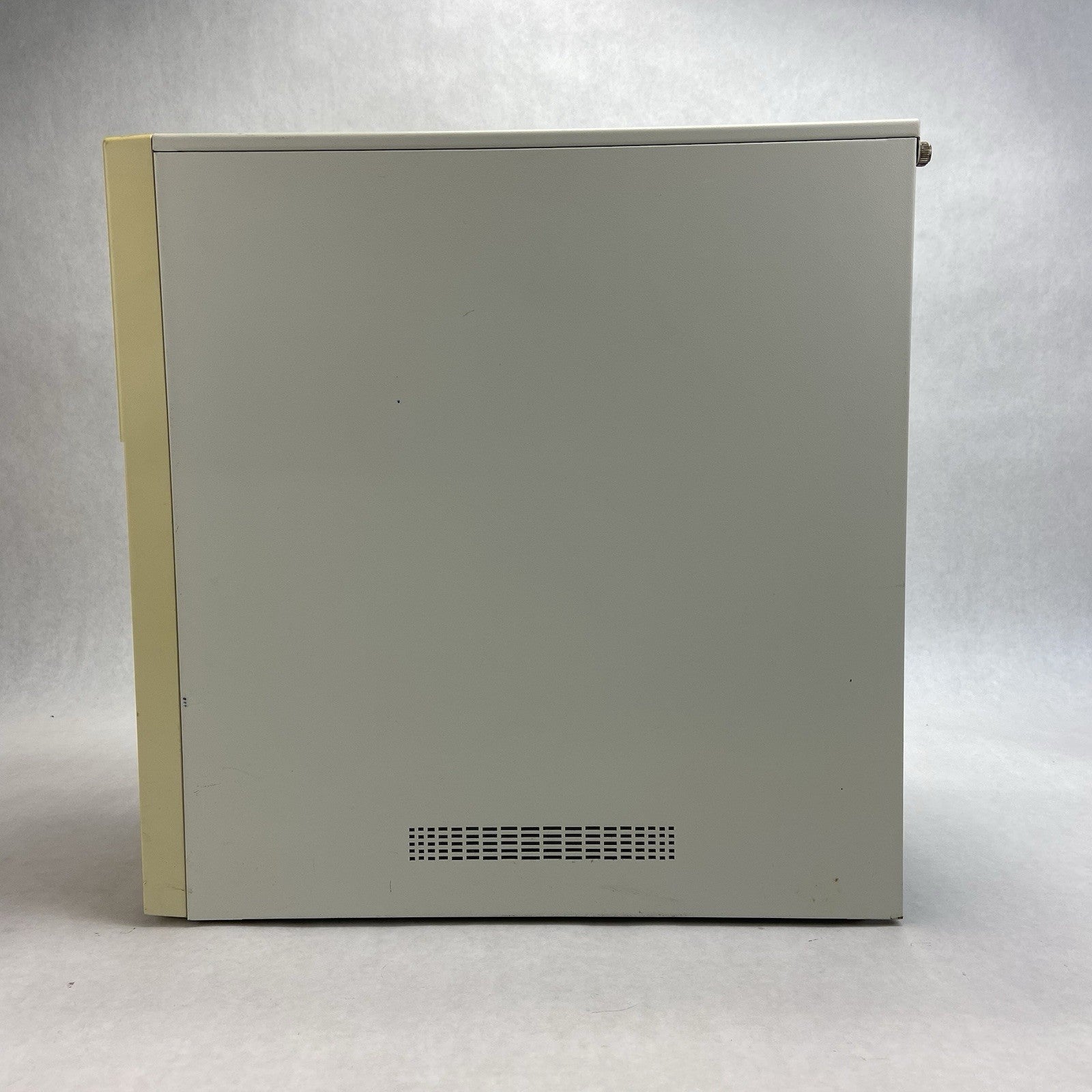 Vintage Unbranded Mid Tower Computer Case HEC HEC-250GR 250W ATX PSU3