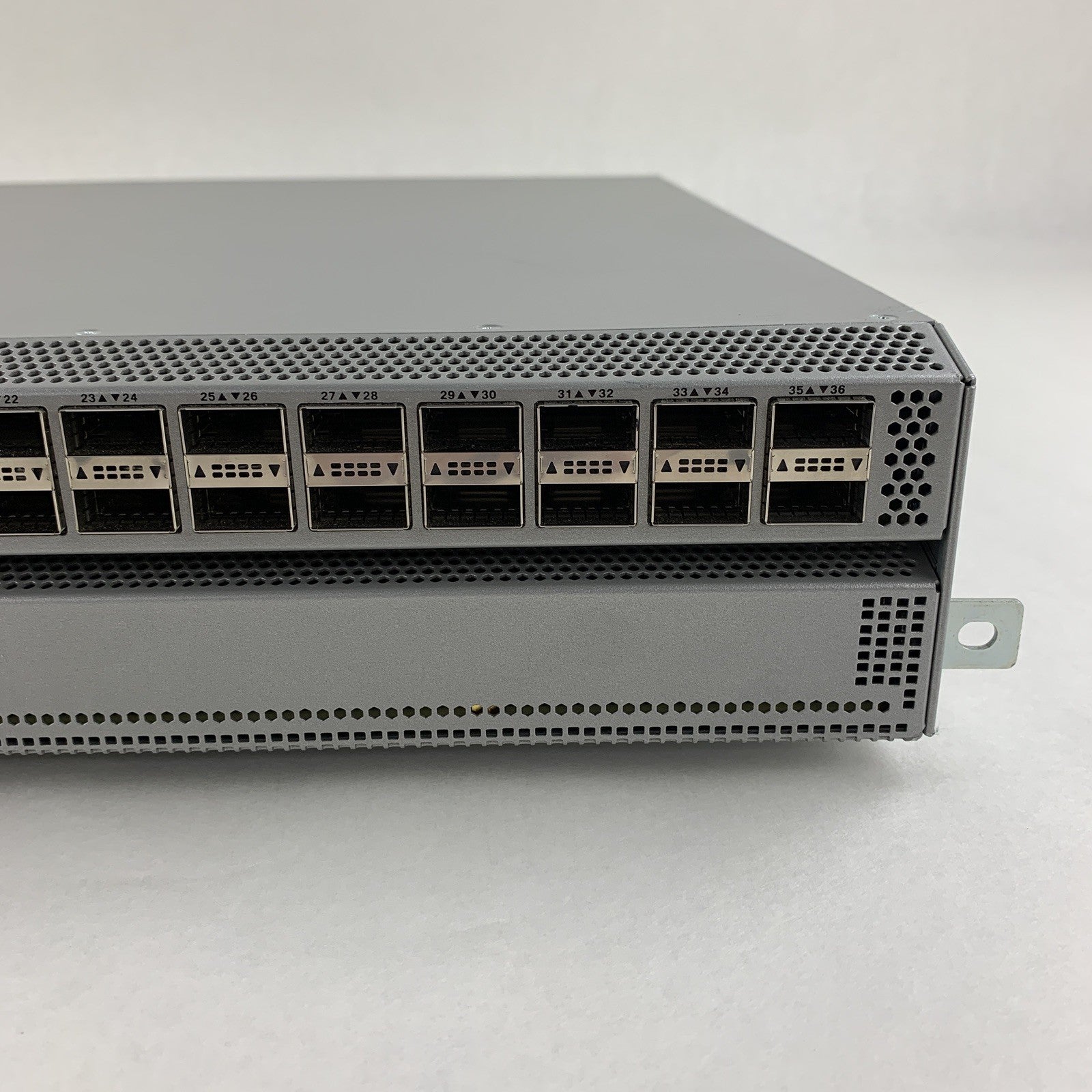 Cisco N9K-C9336PQ 36-Port Nexus 9300 Switch Tested Reset w/ 2 PSU and 2 fans