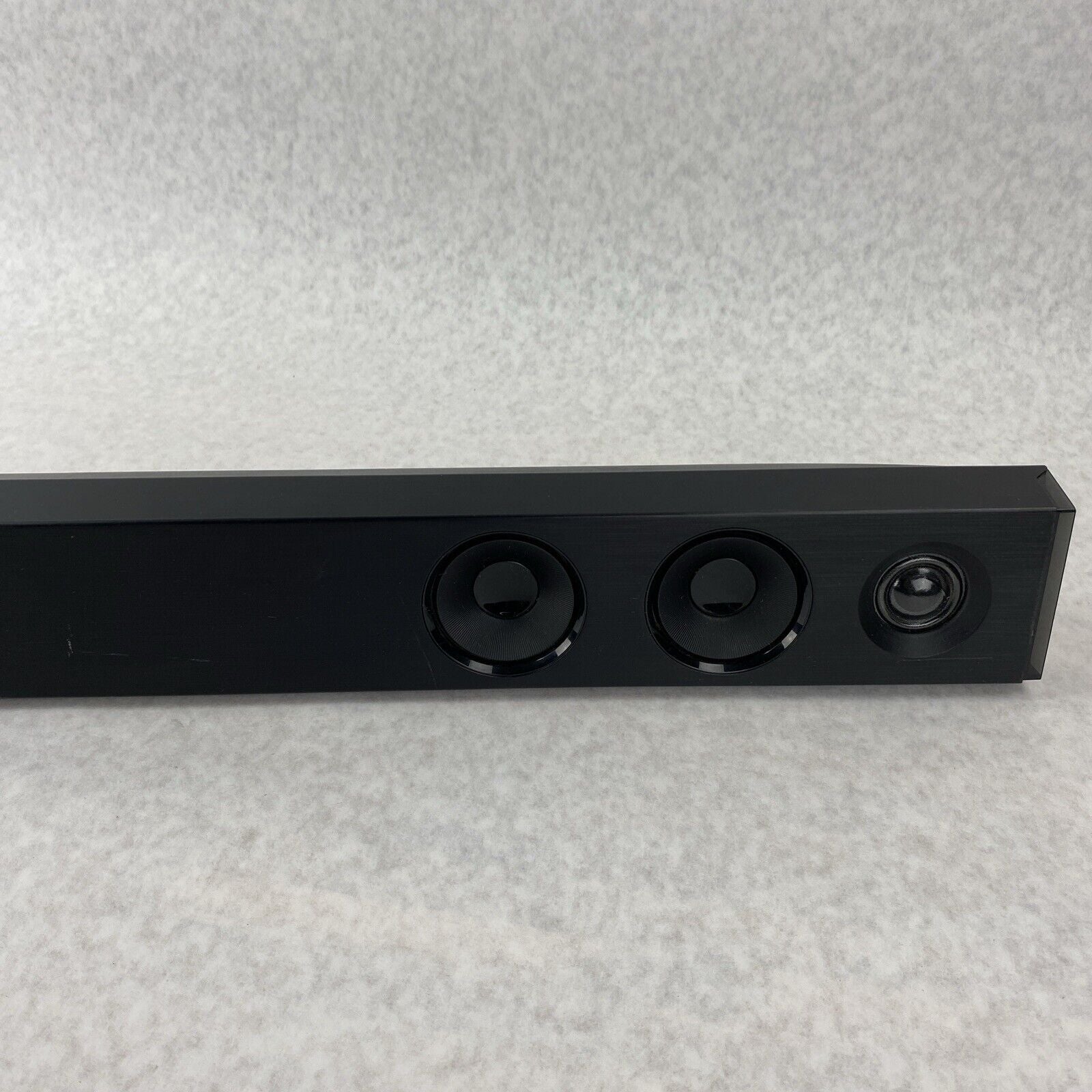 LG SPH4B-W / SH3K 2.1 Channel Soundbar with Wireless Subwoofer