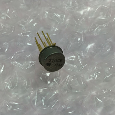 710CE Integrated Circuit Gold Pin  NOS