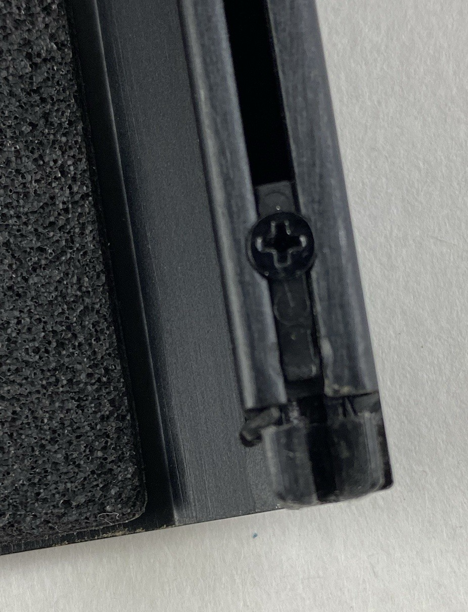 Corsair Obsidian Series 550D Mid-Tower Gaming Computer Case Damaged Front Panel