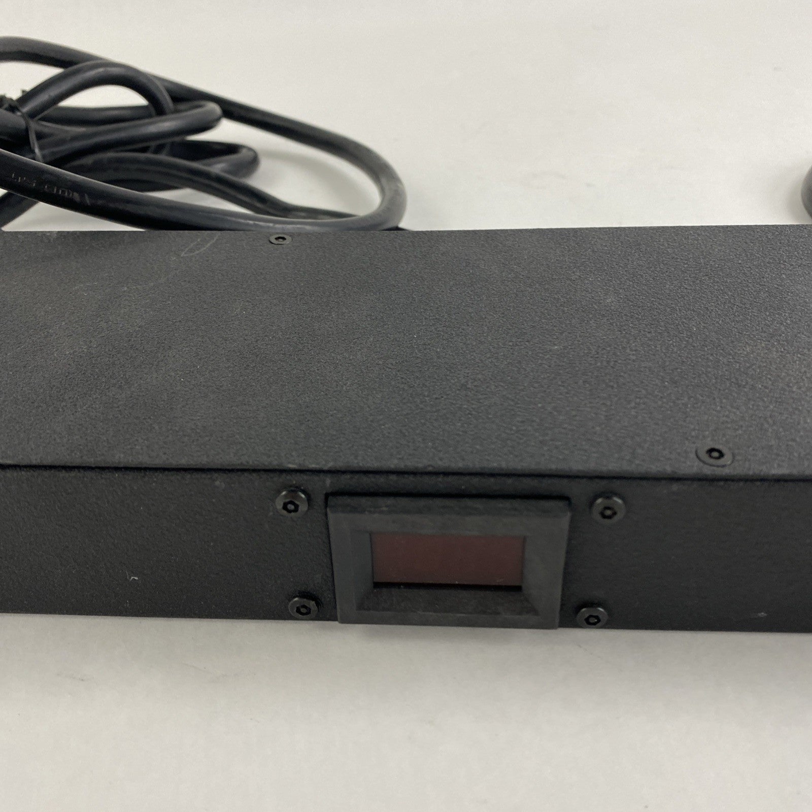 Geist SPC104-1020 10 Outlet 125VAC 20A Power Strip4