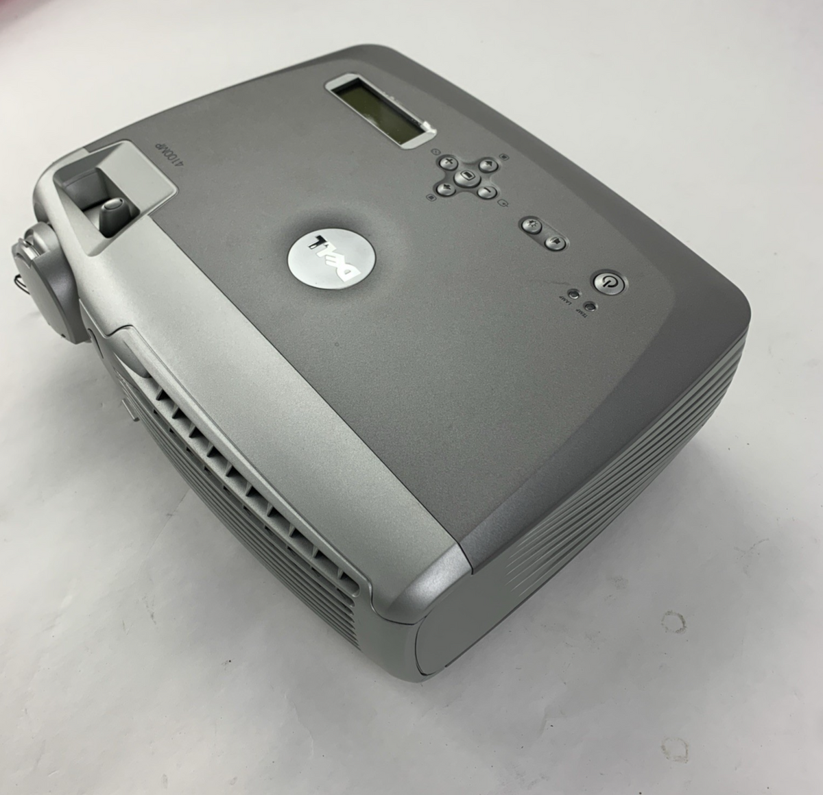 Dell 4100MP Projector with Original Case, Cords, and Remote   Needs New Lamp1