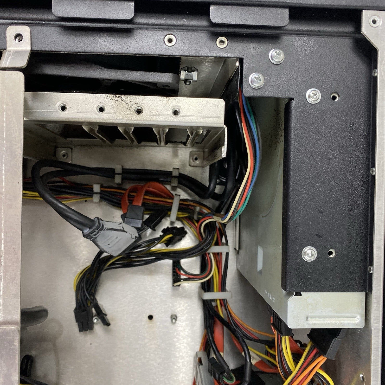 Boxx Apexx 2 Workstation ATX Mid Tower Computer Case with 550W Power Supply