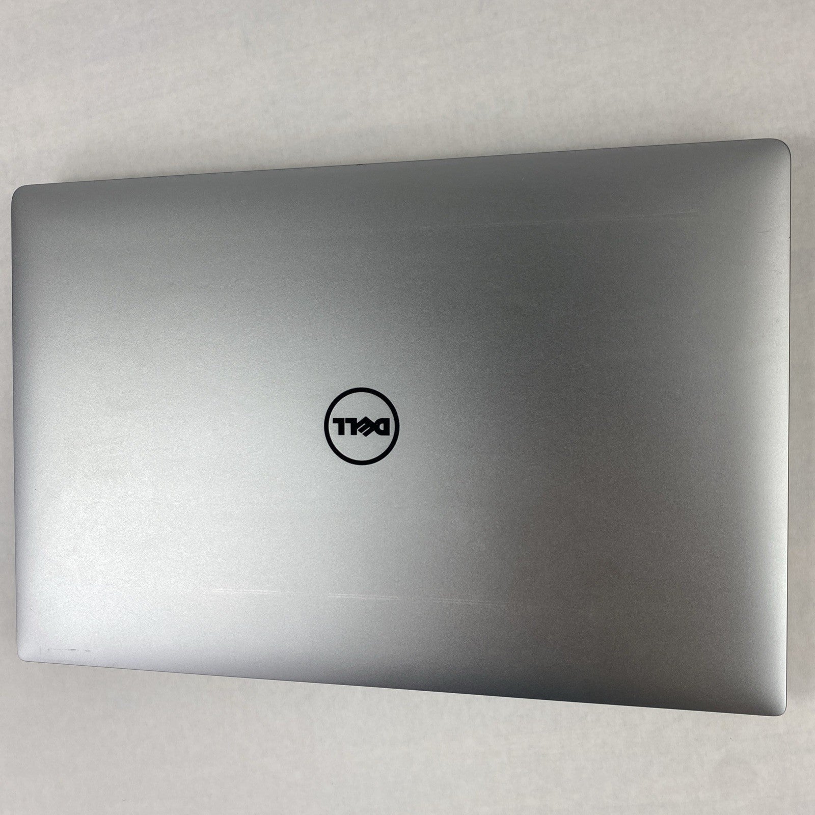 Dell Precision 5510 Core i7-6820HQ 2.7 GHz 8GB RAM 15.6" No Battery No HDD No OS