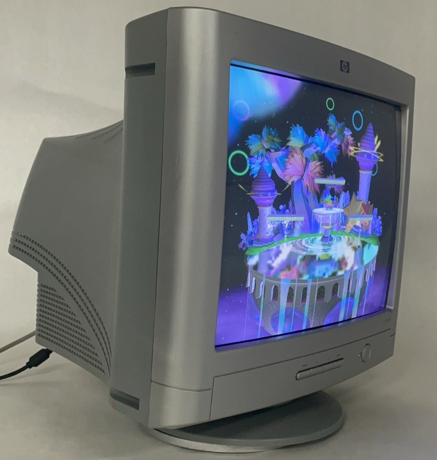 HP v75 Monitor 17" Retro CRT TV Monitor with Stand0