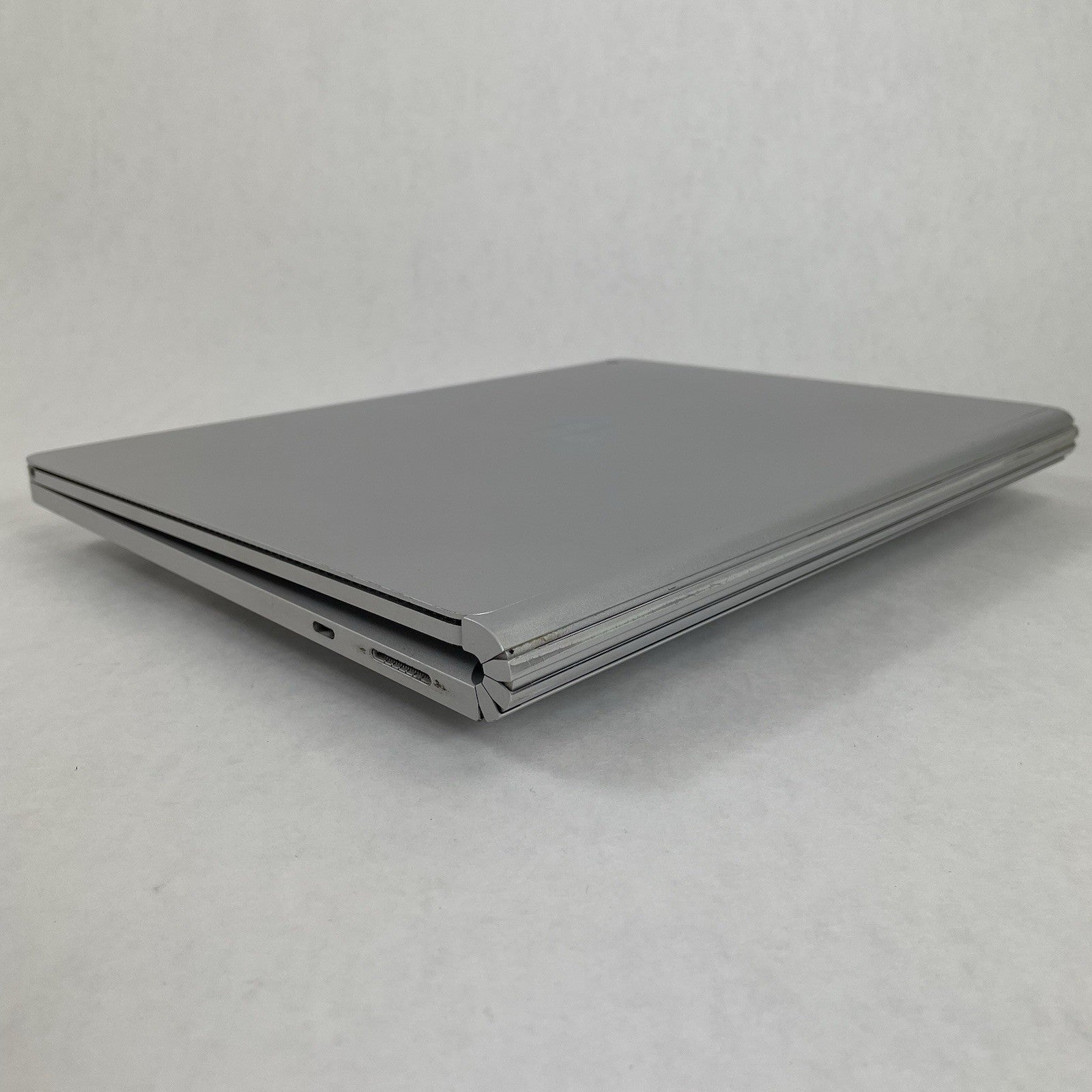Microsoft Surface Book 2 13.3" i7-8650U 1.90 GHz 8 GB RAM 256 GB SSD Win1110