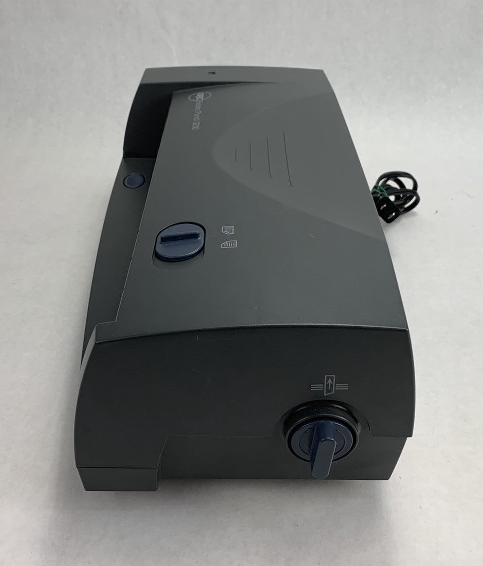 GBC Electric Punch 3230 - Tested2