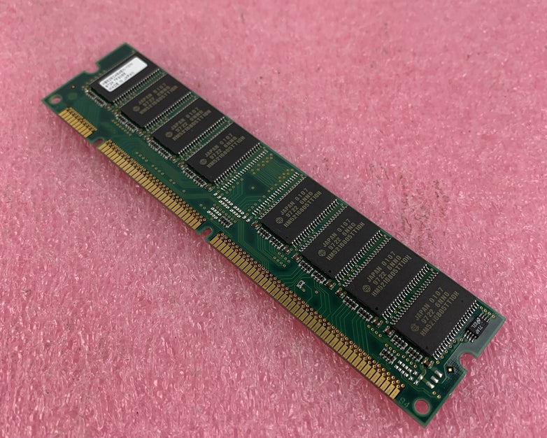 Hitachi HB526C464EN-10IN 32MB Desktop SDRAM 9724 7F3055