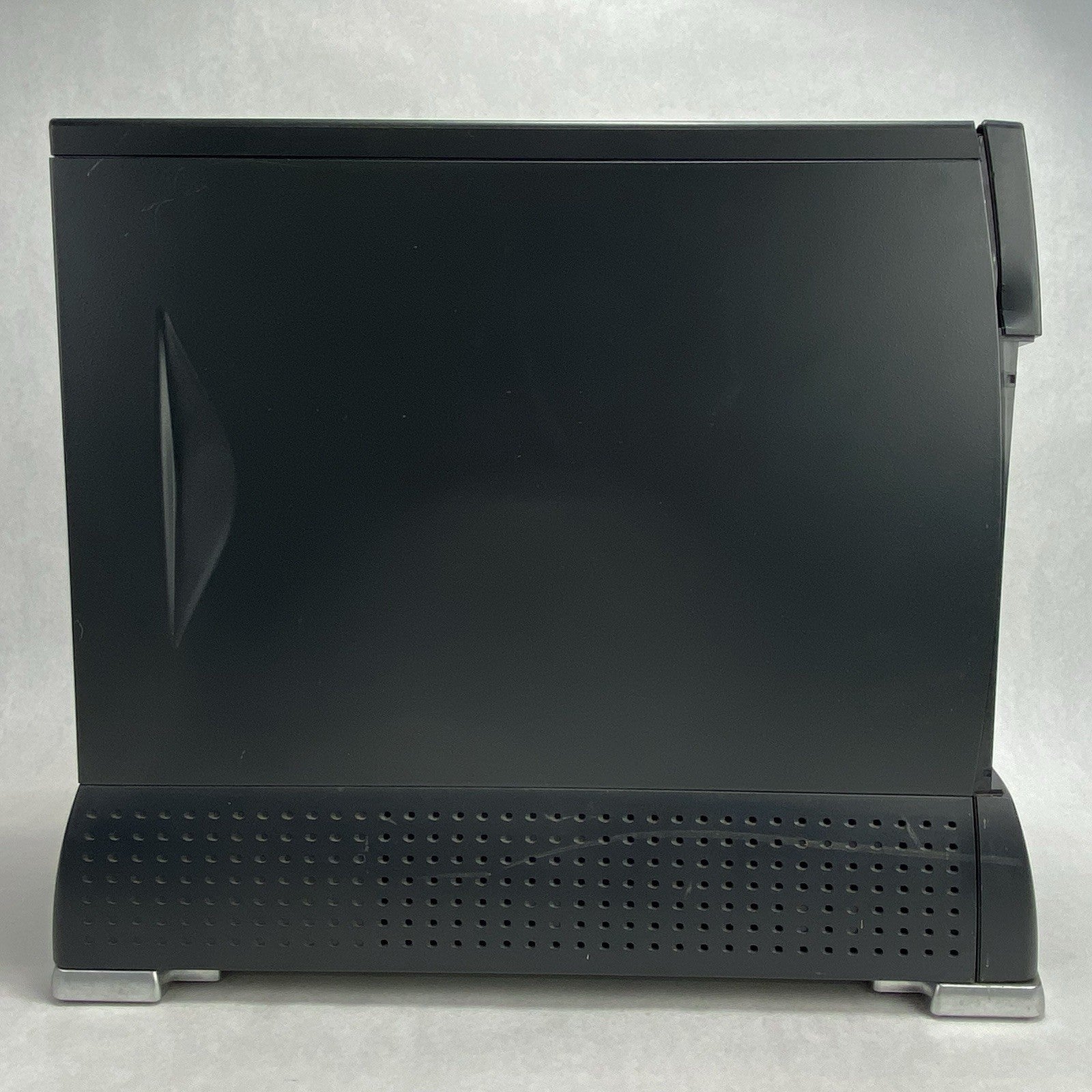 Toshiba Infinia 7200 MT Intel Pentium 199MHz 96MB RAM No HDD No OS6