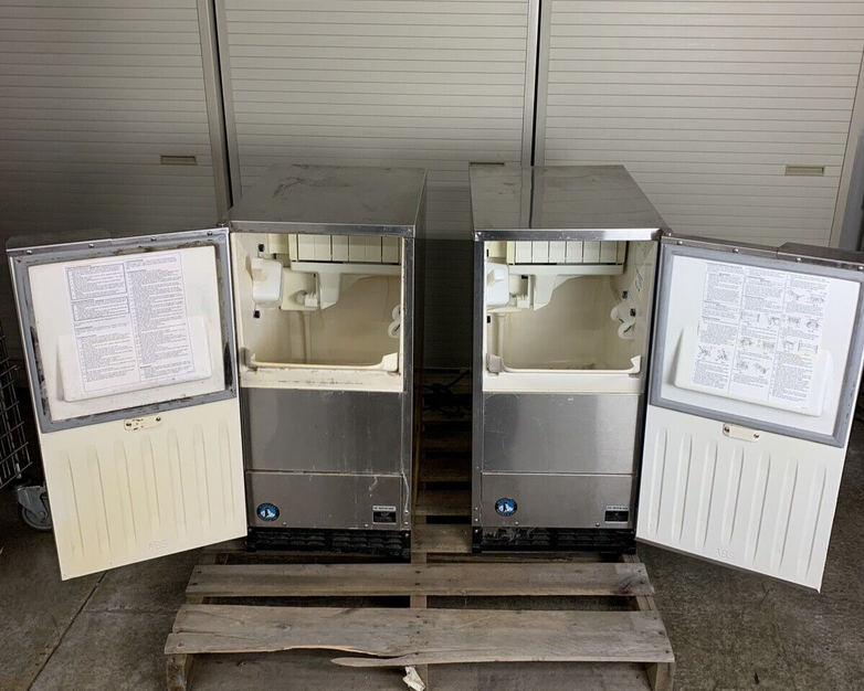 Hoshizaki Ice Maker AM-50BAE-AD Commercial Ice Maker Untested For Parts & Repair