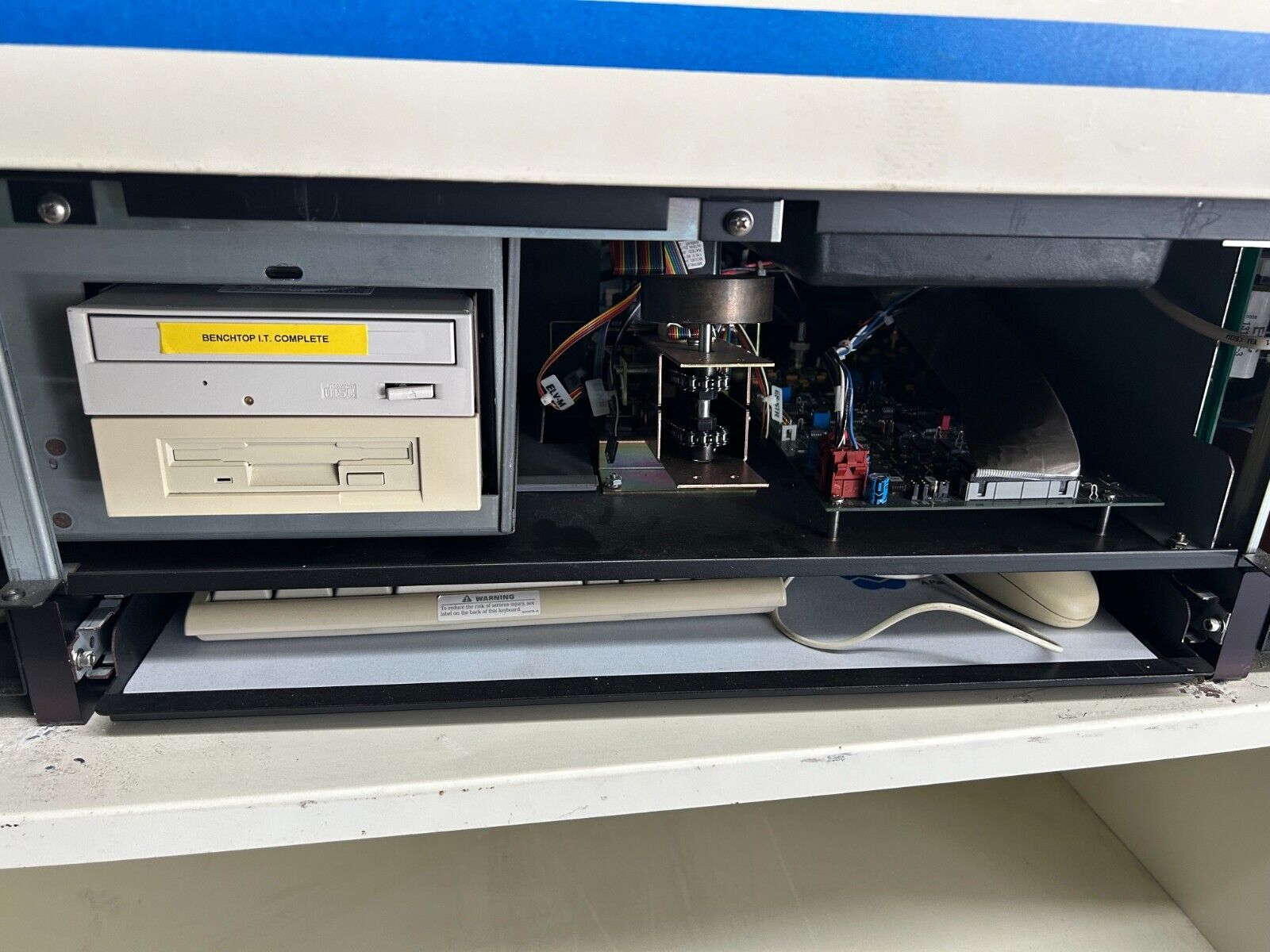 Packard Tri-Carb 3100TR Liquid Scintillation Analyzer A310000
