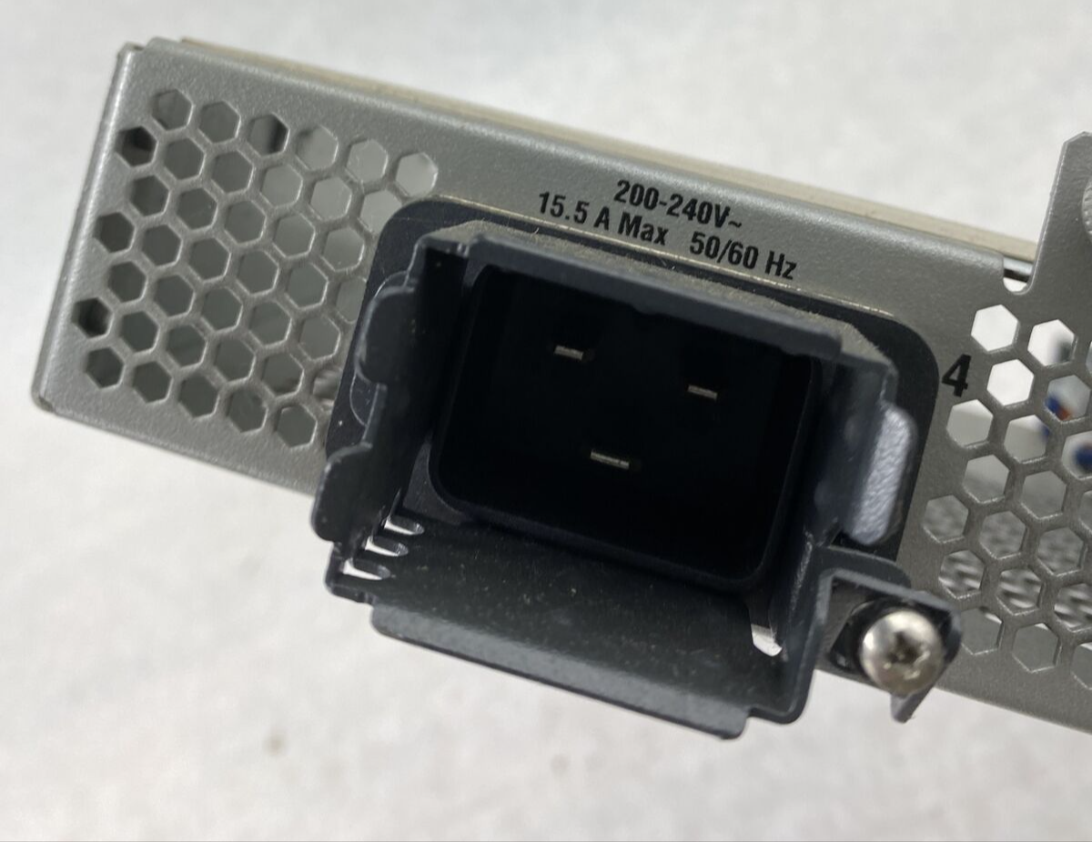 Cisco 800-30322-01 Blade Server Backplane N20-PAC5-2500W for UCS 5108