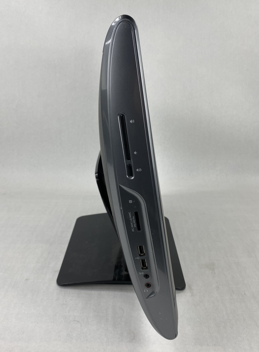HP TouchSmart 610-1150XT AIO Intel Core i5-2300 2.8GHz 6GB RAM No HDD No OS