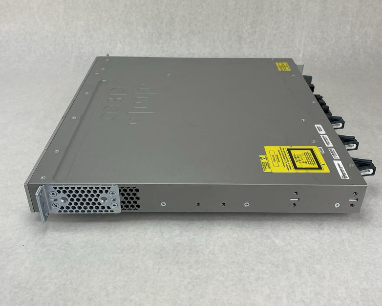 Cisco Catalyst WS-C3850-48P-S V07 48-Port Gigabit PoE+ - Tested