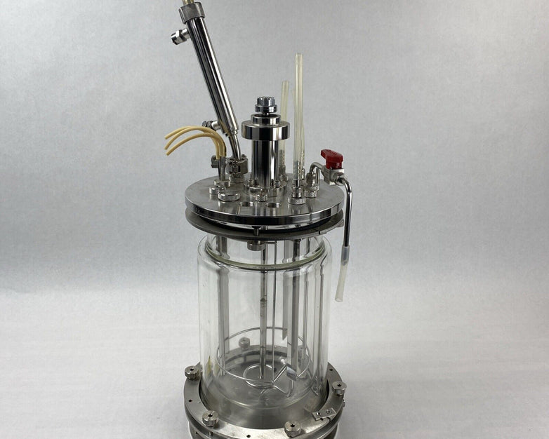Eppendorf G-1395-13  3L Liter Glass Jacketed Vessel Bioreactor