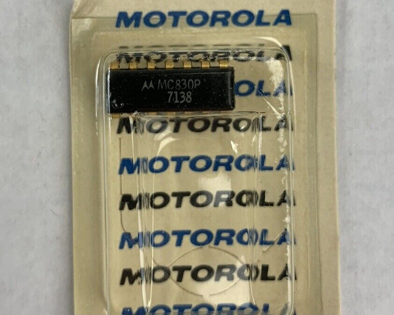 Motorola MC830P DTL Dual 4-Input NAND Gate Gold (Lot of 19)