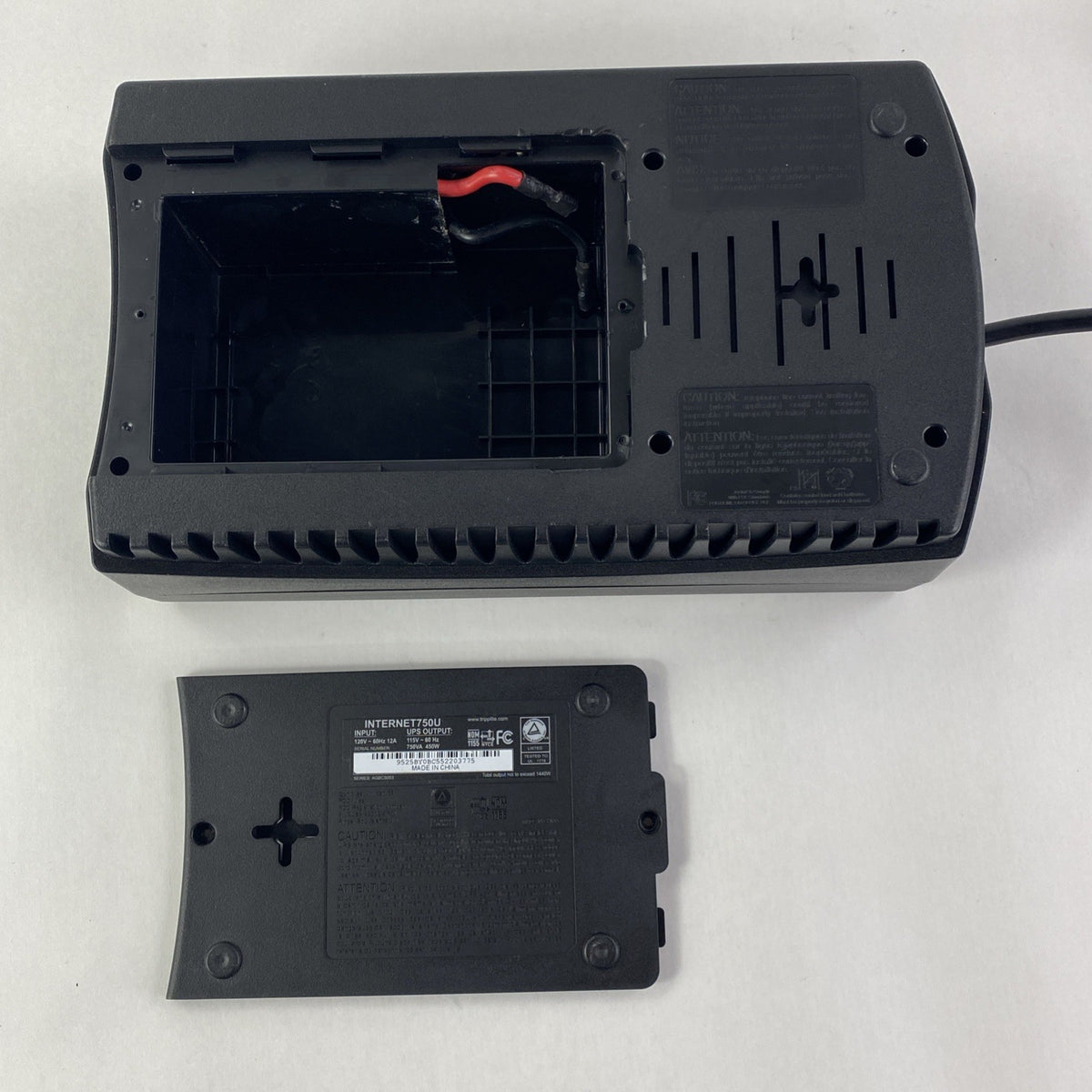 Tripp Lite INTERNET750U 750 VA 450W Battery UPS 12 Outlets - Tested No Batteries9
