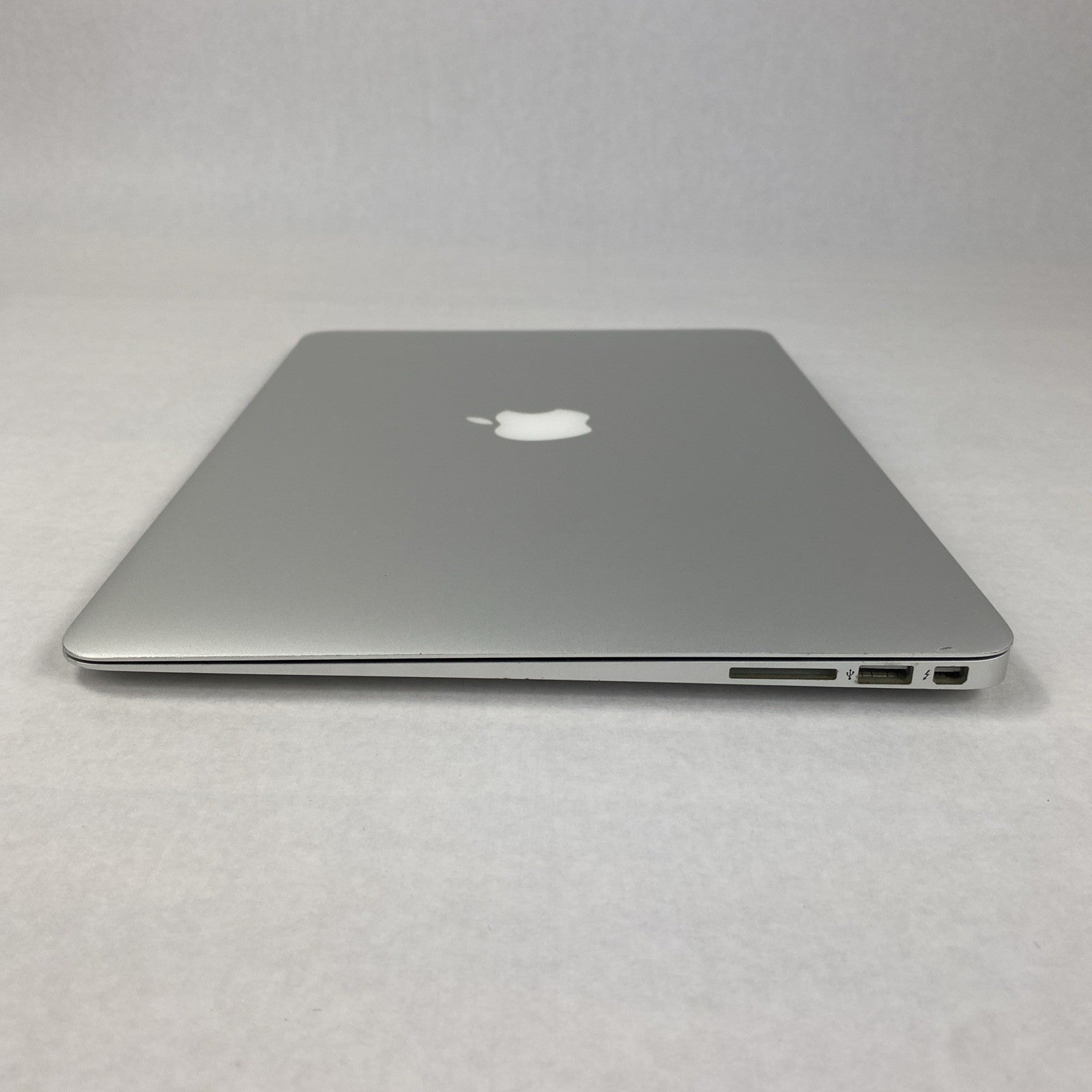 Apple MacBook Air A1466 2014 13" 1.4GHz i5 4GB RAM 250GB SSD os11.7.1 515 Cycles