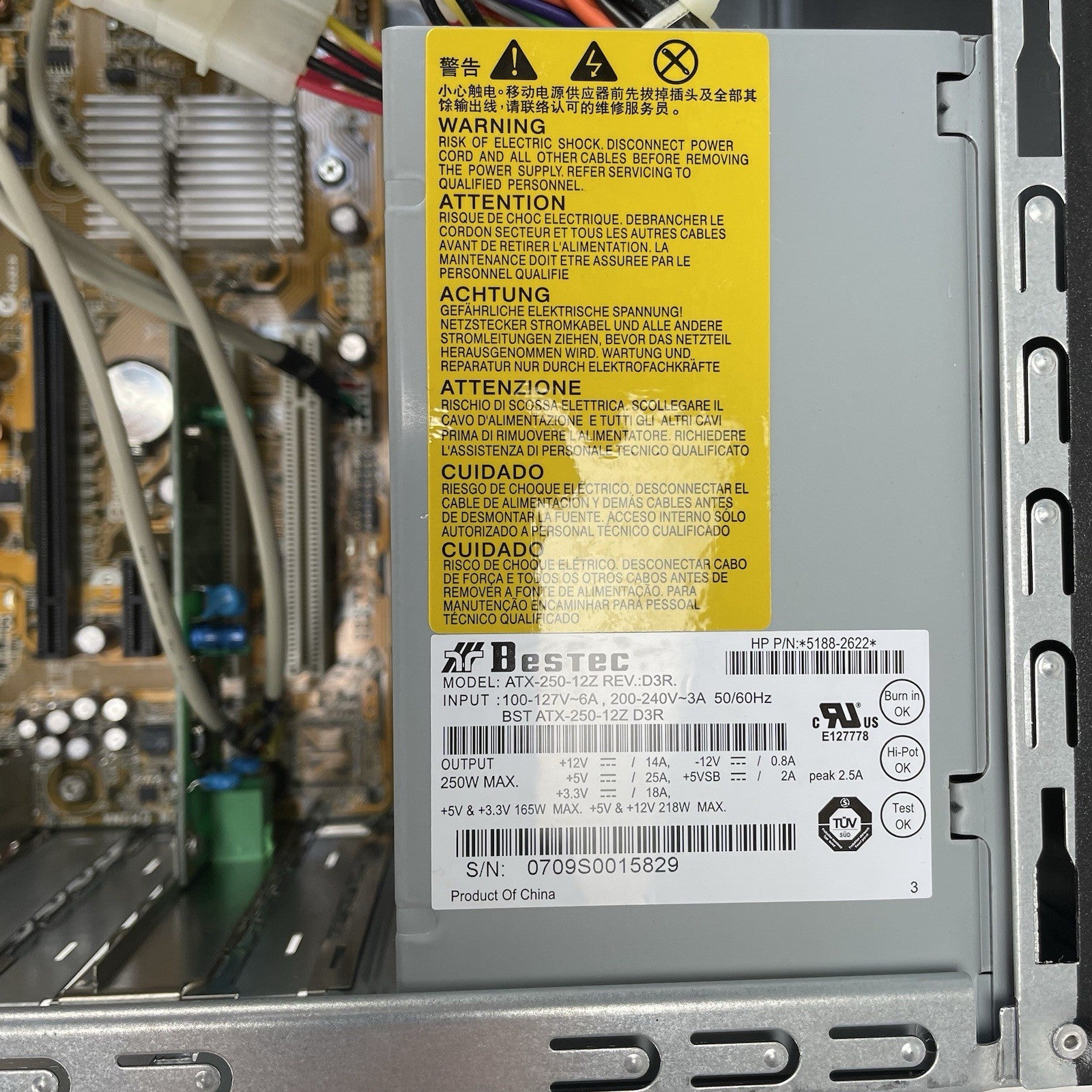 Compaq Presario SR5000 AMD Sempron 3600 2 GHz 1 GB Ram DVD-RW No HDD No OS