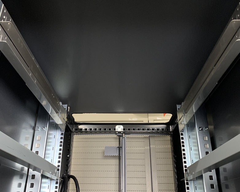 NETAPP NAC-0501 Server Rack Cabinet Unlocked No Keys