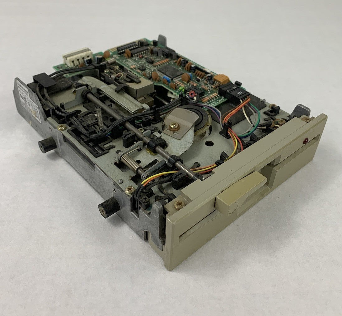 Mitsubishi MF501B-318U 5.25" Vintage Floppy Disk Drive