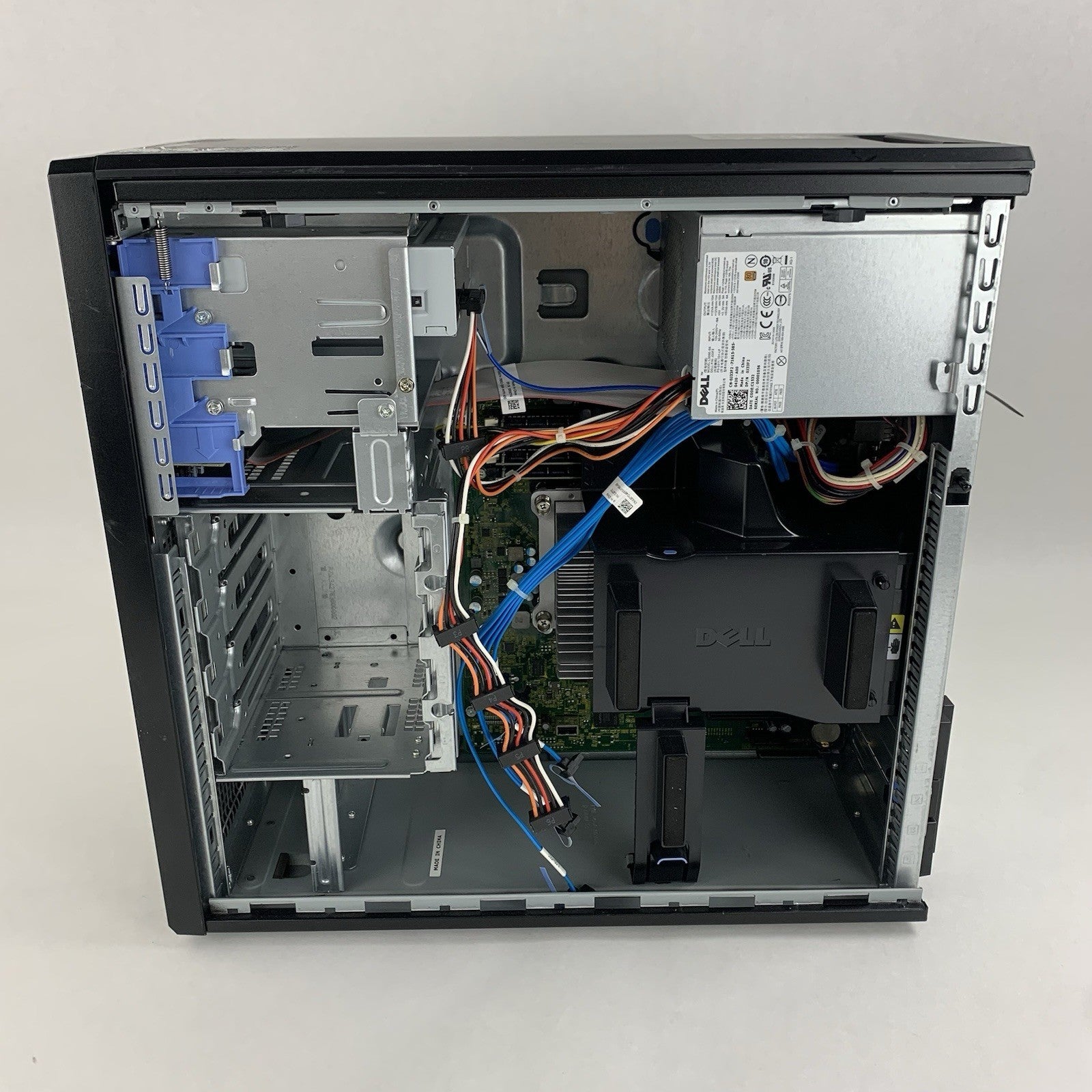 Dell PowerEdge T110 II Tower Xeon E3-1230 3.3 GHz 3 GB RAM No OS No HDD7