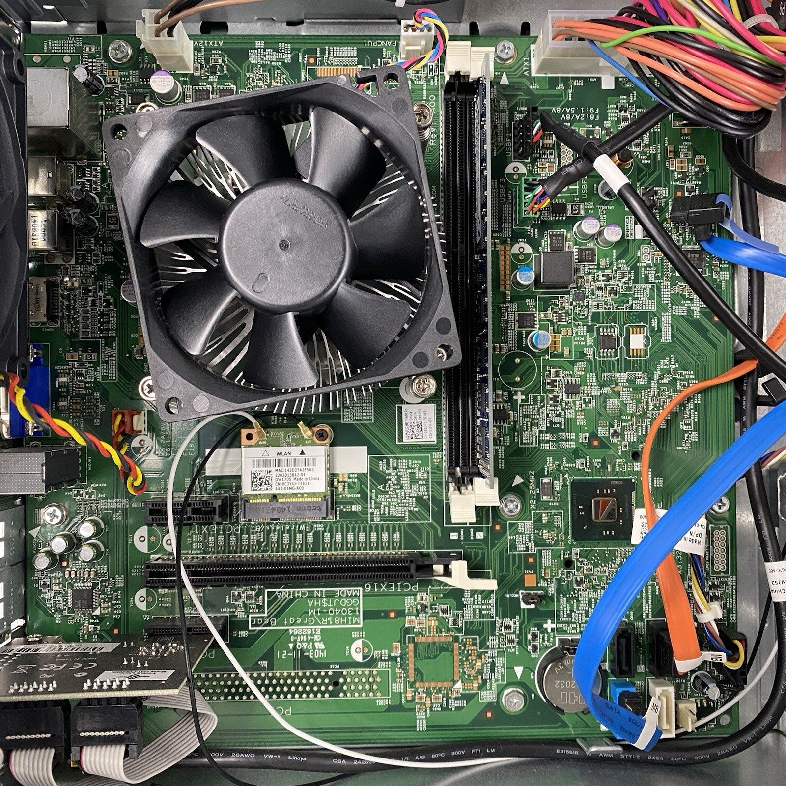 Dell Inspiron 3847 MT Intel Core i5-4440 3.10GHz 4GB RAM No HDD No OS