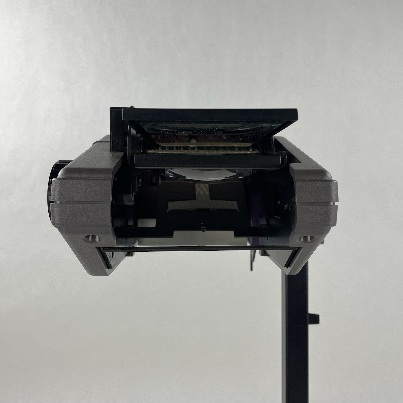 3M 2000AG Overhead Projector For Parts Not Working